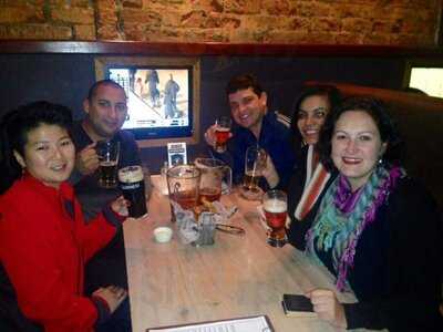 The Right Track Sports Cafe