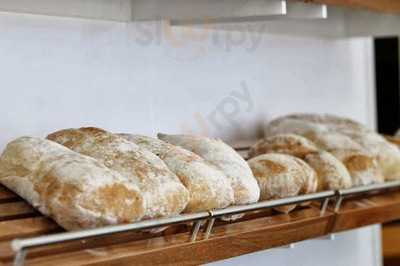 Gilbert’s Fine Food