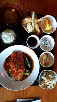 Fujisan Japanese Restaurant