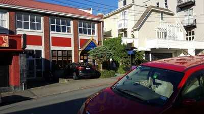 Royal Thai Restaurant