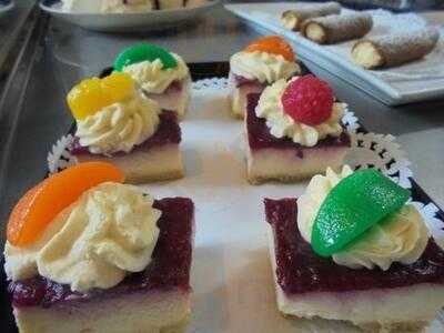 Bj's Restaurant & Bar