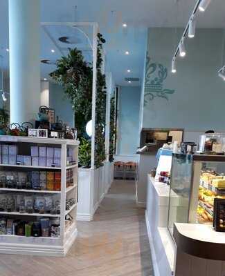 Majestic Tea Bar, The Crossing