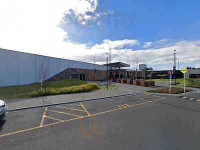 Majestic Tea Bar, The Crossing