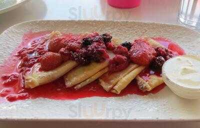 Molly's Cafe & Tea Shop