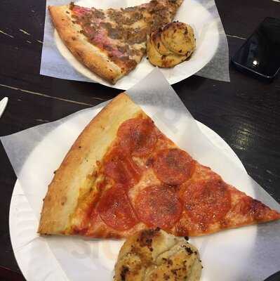Sal's Authentic New York Pizza