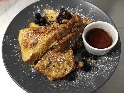 Curious Palate Cafe & Bistro