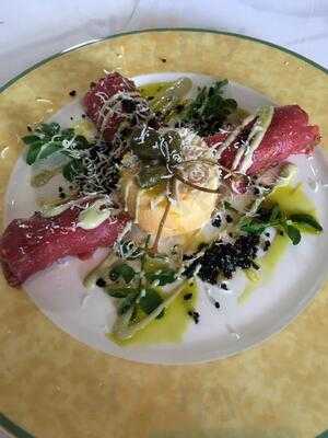 Antoine's Restaurant