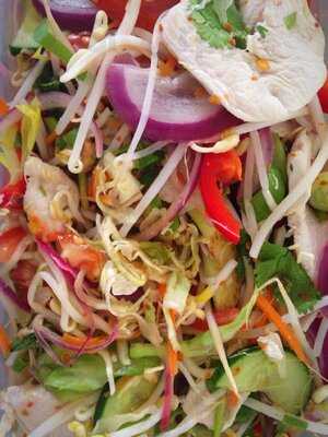 Bahn Thai Restaurant And Byo