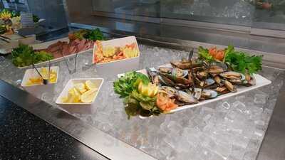 Garden Restaurant Buffet