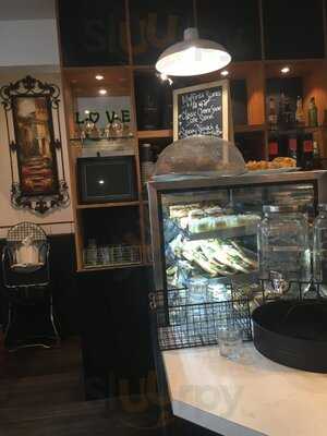 The Spur On Redcliffs