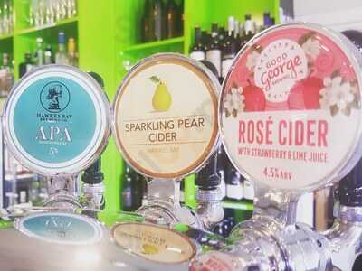 Talisman Hotel, Restaurant And Garden Bar