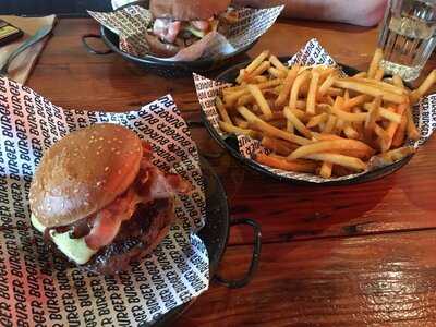 Burger Burger, Newmarket