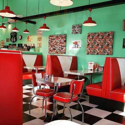 Cruisy Days Diner