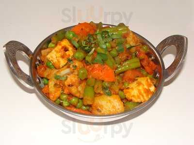 Green Leaf Indian Takeaways