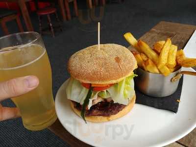 Murphy's Law Irish Bar