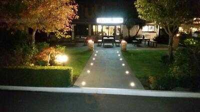 Flight Lounge Restaurant And Bar