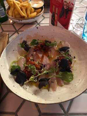 Flamingo Joe's Bar & Eatery