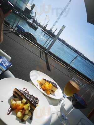 Y-not Restaurant & Bar