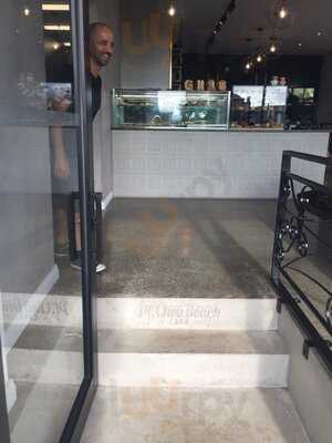 Chevalier Point Cafe