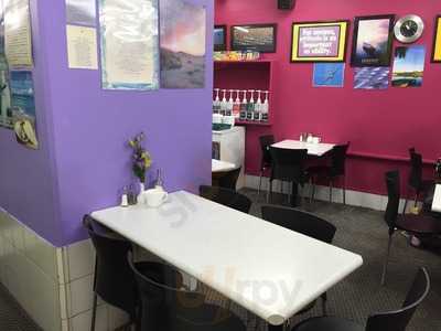 John's Kitchen & Takeaways