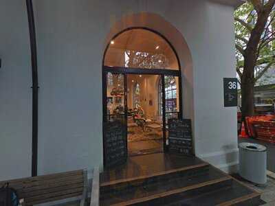 Gloria Jeans Coffees