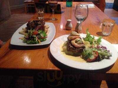 Porterhouse Blues Restaurant & Bar