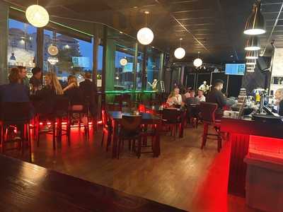 Lu Lu's Bar And Eatery