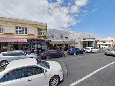 Scarlett Slimms And Lucky