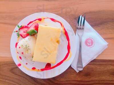 Ed's Cake And Coffee House