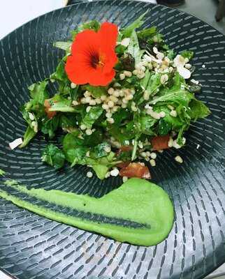 Hinemoa Street Organic Cafe