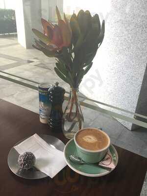 Mojo Viaduct Harbour