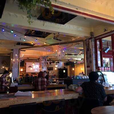 Chooky's Pub & Pantry