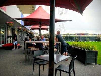 Spectators Bar & Bistro