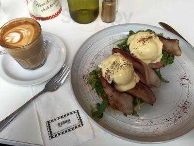 Sheinkin Cafe