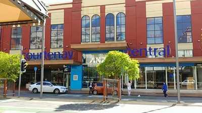 Starbucks Courtenay Central