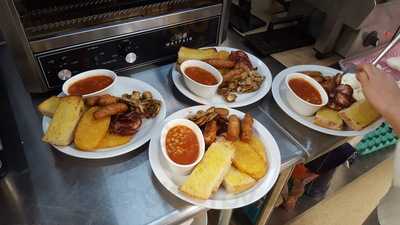 The Whinging Pom Cafe