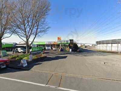 The Whinging Pom Cafe