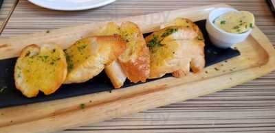 Flint Restaurant & Bar