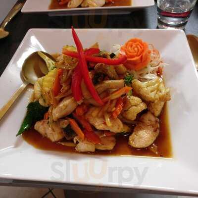 Basil Thai Restaurant