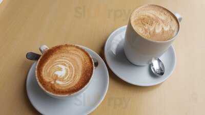 Triniti Of Silver Cafe