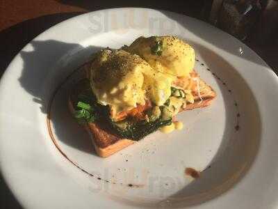 Triniti Of Silver Cafe