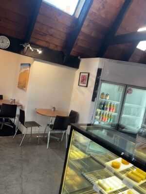 Triniti Of Silver Cafe