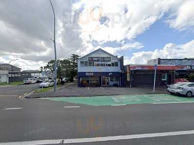 Bluebells Cakery - Kingsland