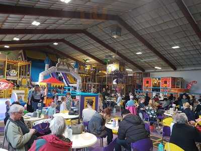 Chipmunks Playland And Cafe