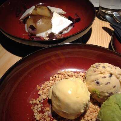 Empire Bar & Izakaya