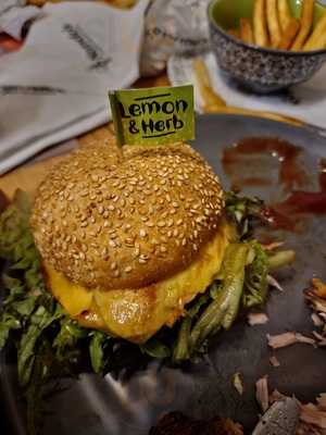 Nando's Chicken Restaurant