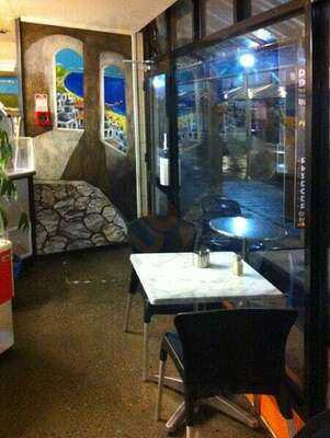 Plaza Pizzeria & Cafe