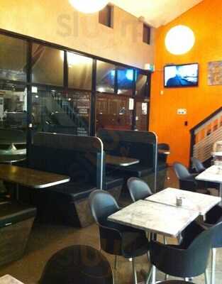 Plaza Pizzeria & Cafe