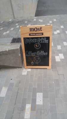 Great Coffee Fast + Fresh Salads