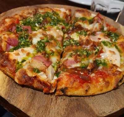 Papa's Italian Eatery